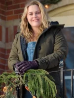 A Merry Little Ex-Mas Kate Holden Green Puffer Jacket - Image 2