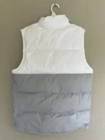 11 Rappeurs à Suivre Menace Santana Windrunner Puffer Vest - Image 3