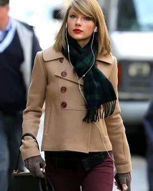 Taylor Swift In New York Street Wool Peacoat Taylor Swift In New York Street Wool Peacoat